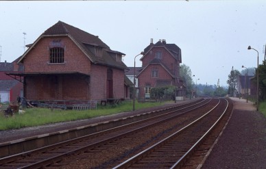 Ligne - TH 78-3014.jpg